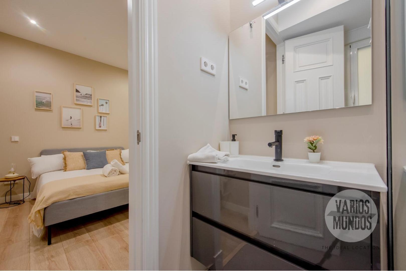 Vive Con Terraza 5 En Santa Ana 6 Apartament Madryt